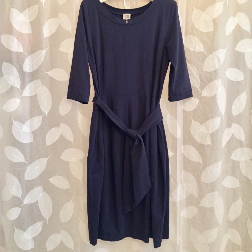 LUNN navy blue tulip dress